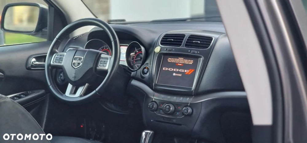 Dodge Journey - 8
