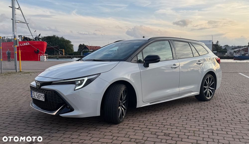 Toyota Corolla 2.0 Hybrid GR Sport Dynamic - 3