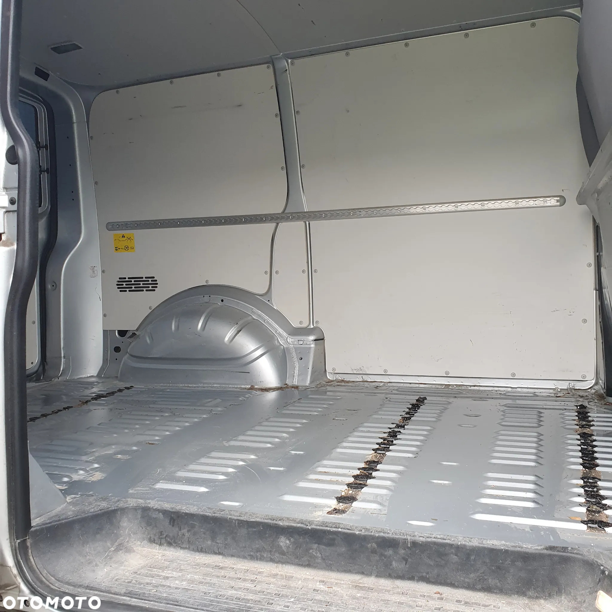 Volkswagen T5 Transporter - 9