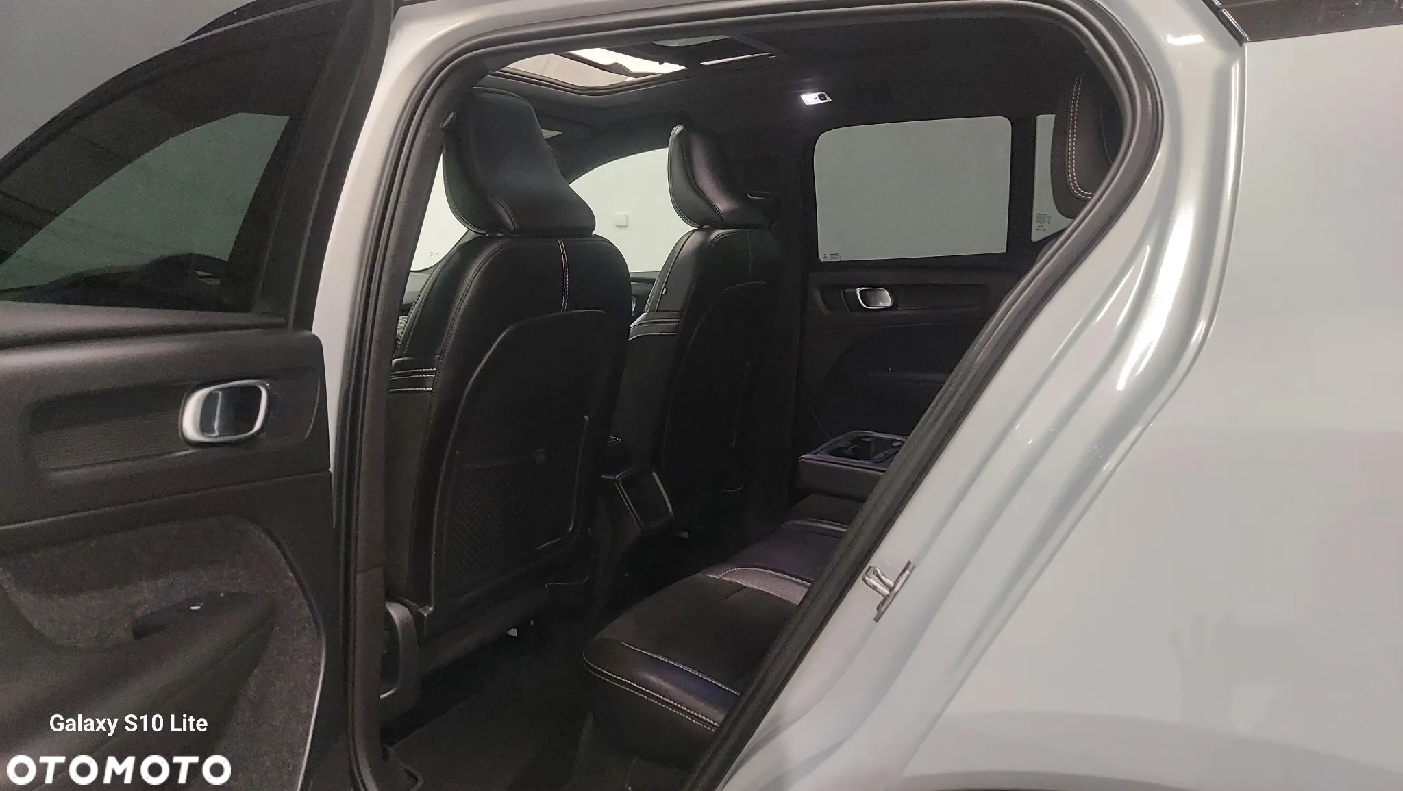 Volvo XC 40 D3 SCR R-Design - 9