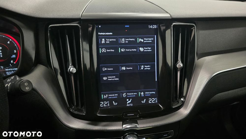 Volvo XC 60 D4 AWD Geartronic RDesign - 20