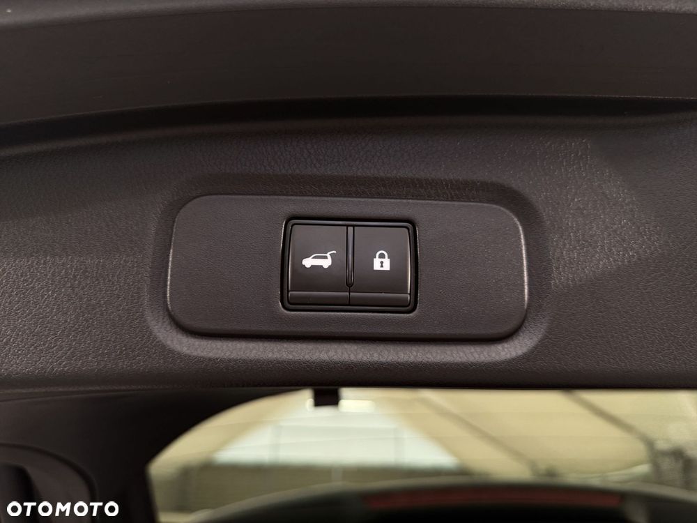 Nissan Qashqai - 16