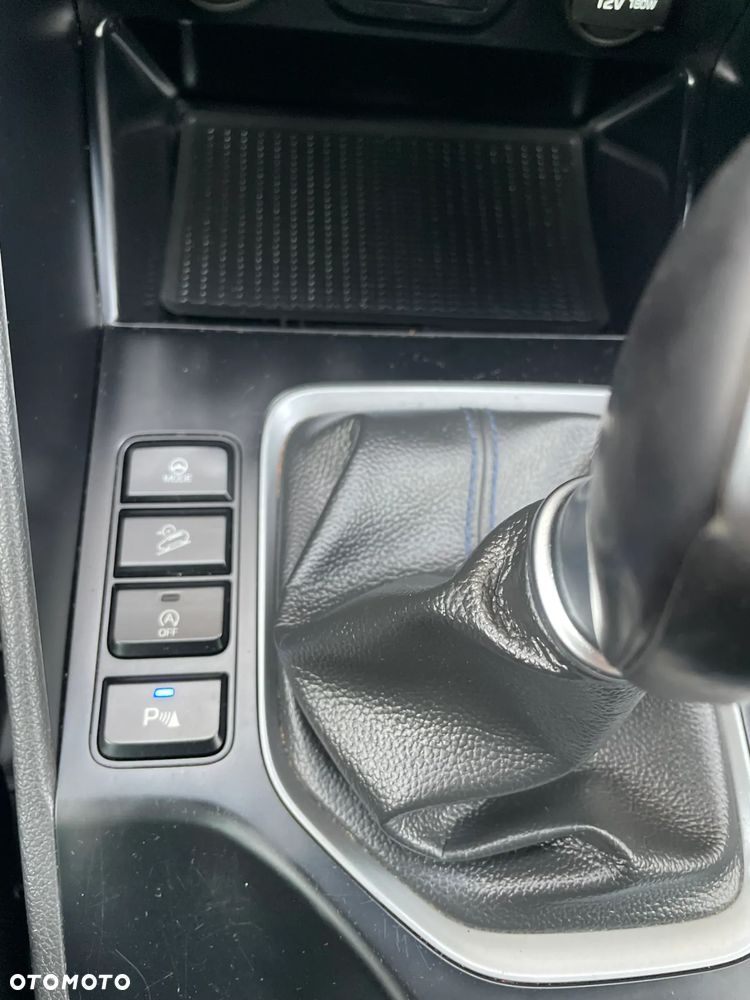 Hyundai Tucson blue 1.7 CRDi 2WD Passion Plus - 16