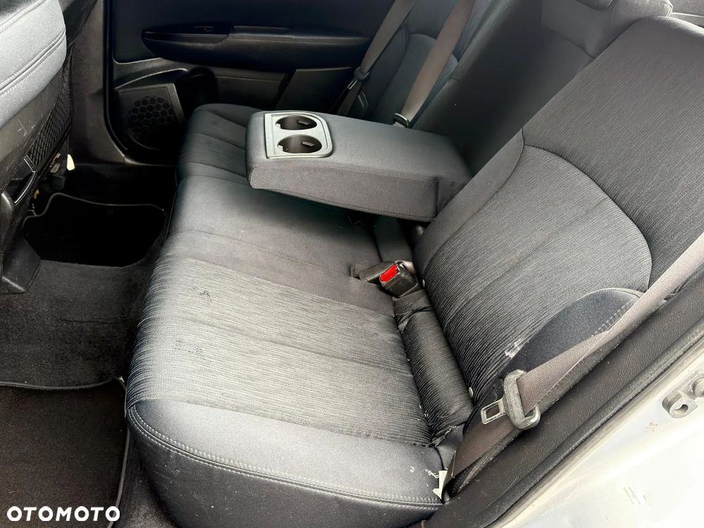 Subaru Legacy - 24