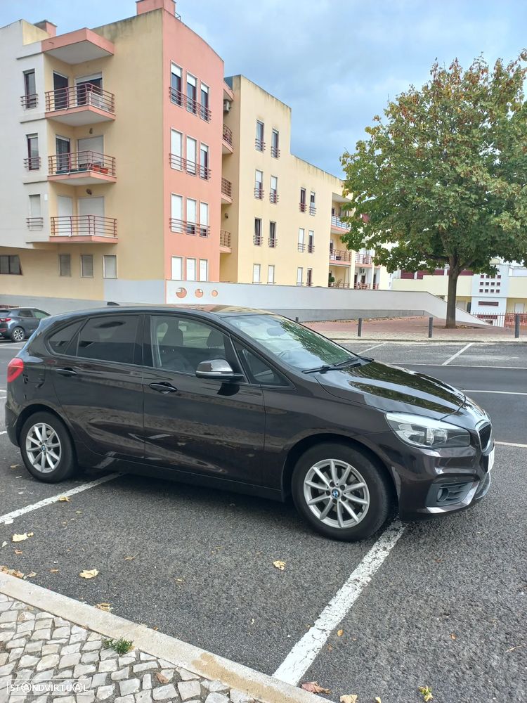 BMW 216 Active Tourer d - 2