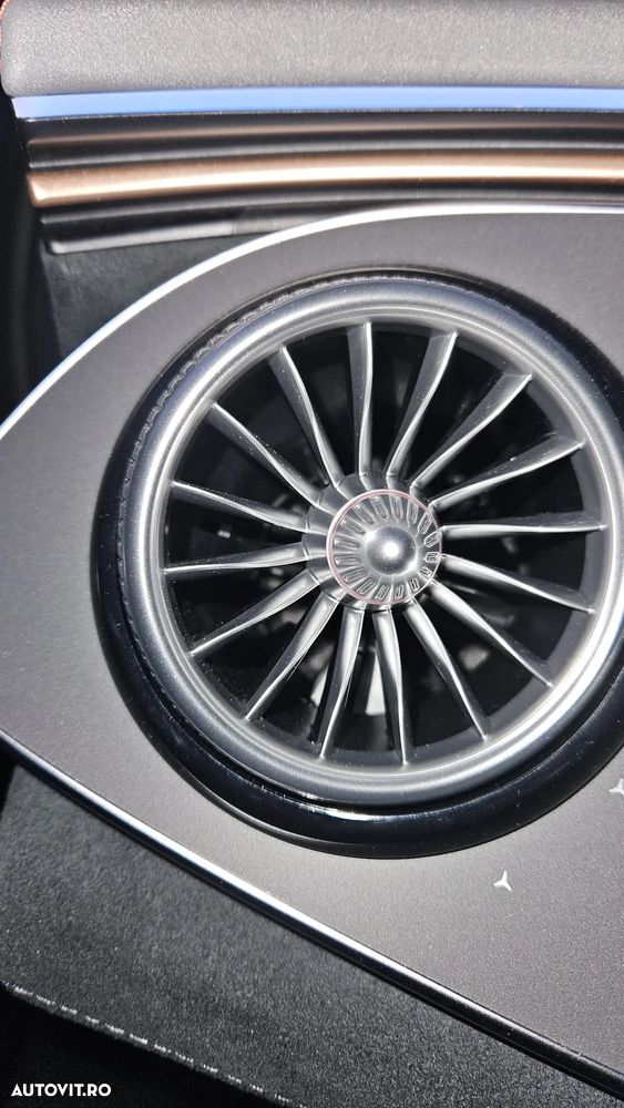 Mercedes-Benz EQE - 4