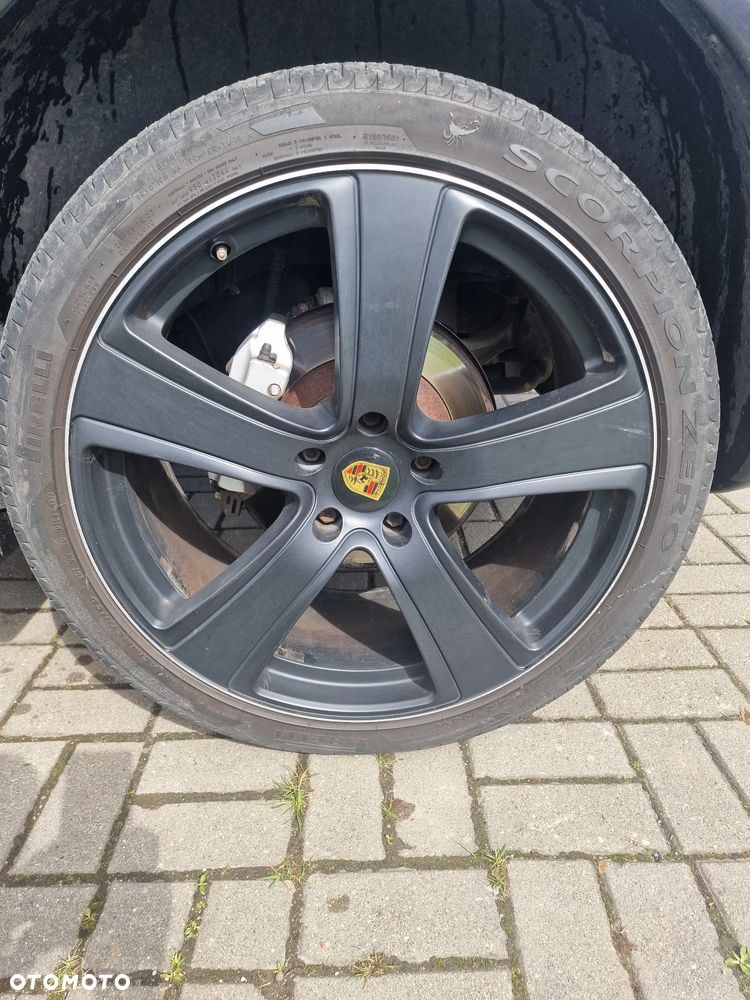Porsche Cayenne koła 285/35ZR22 - 4
