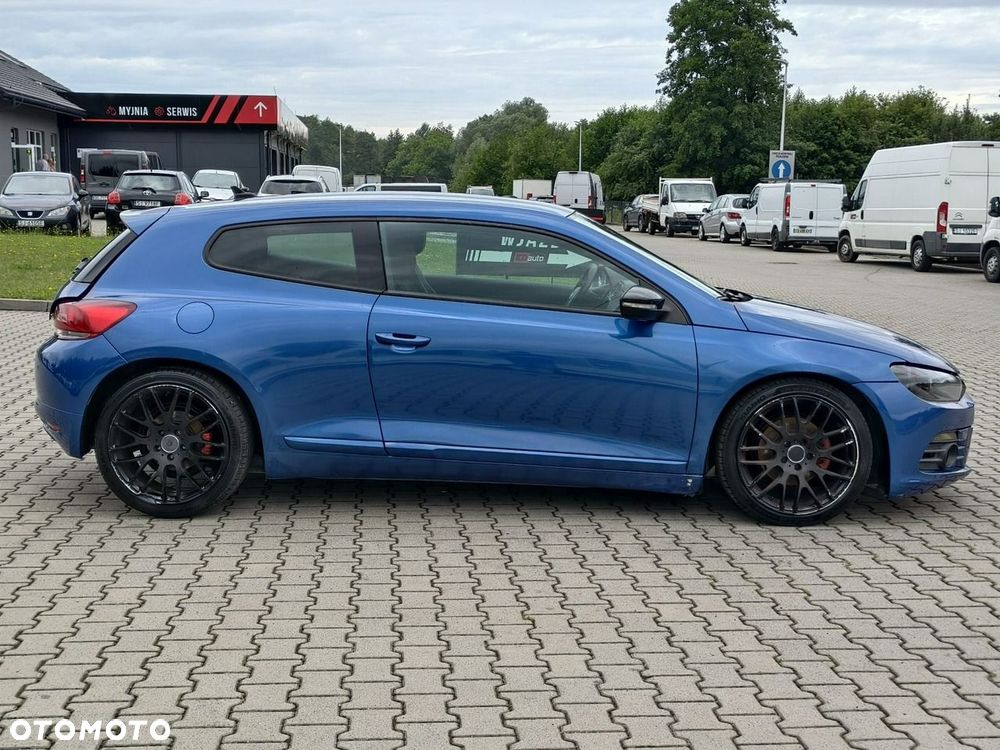 Volkswagen Scirocco - 8