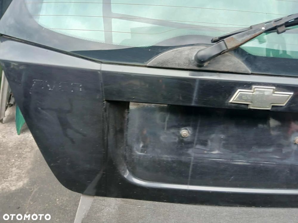 Chevrolet Aveo Klapa bagażnika czarna - 2