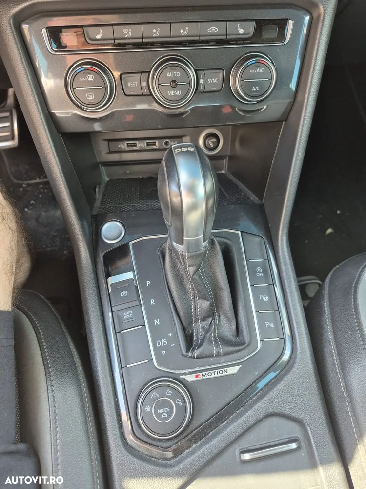 Volkswagen Tiguan - 7