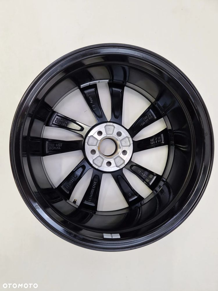 Felga Skoda Scala Kamiq 657601025 6,5Jx17H2 ET40 - 6