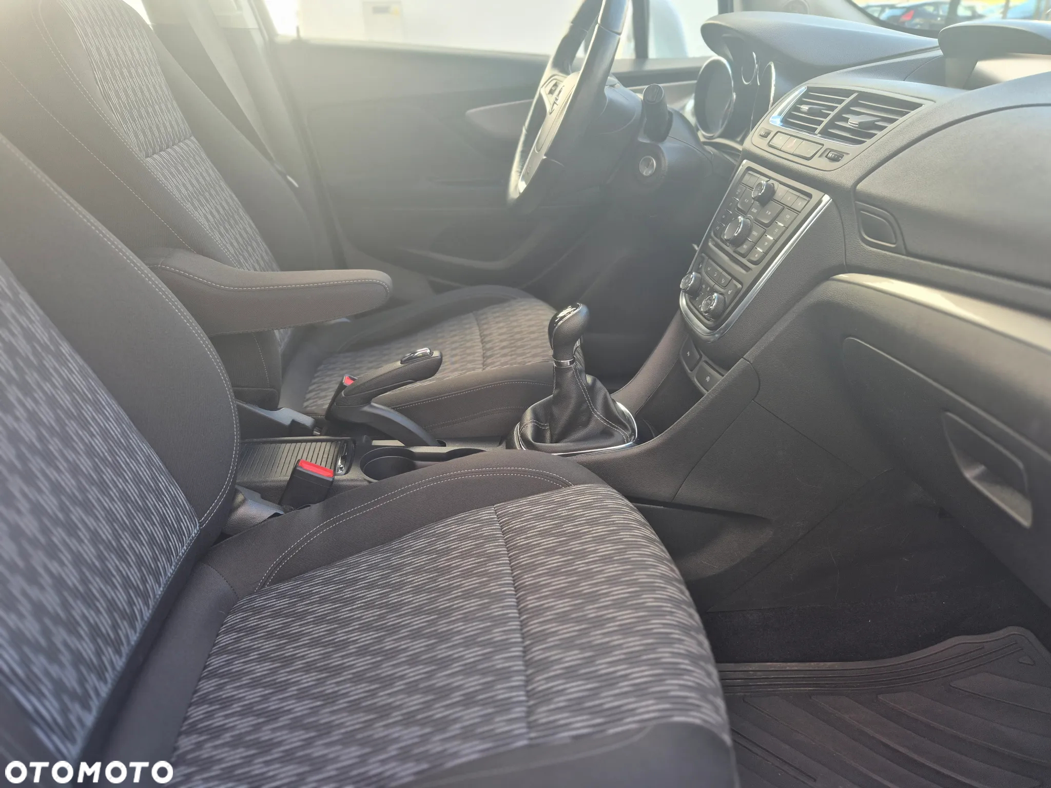 Opel Mokka 1.6 Active S&S - 18