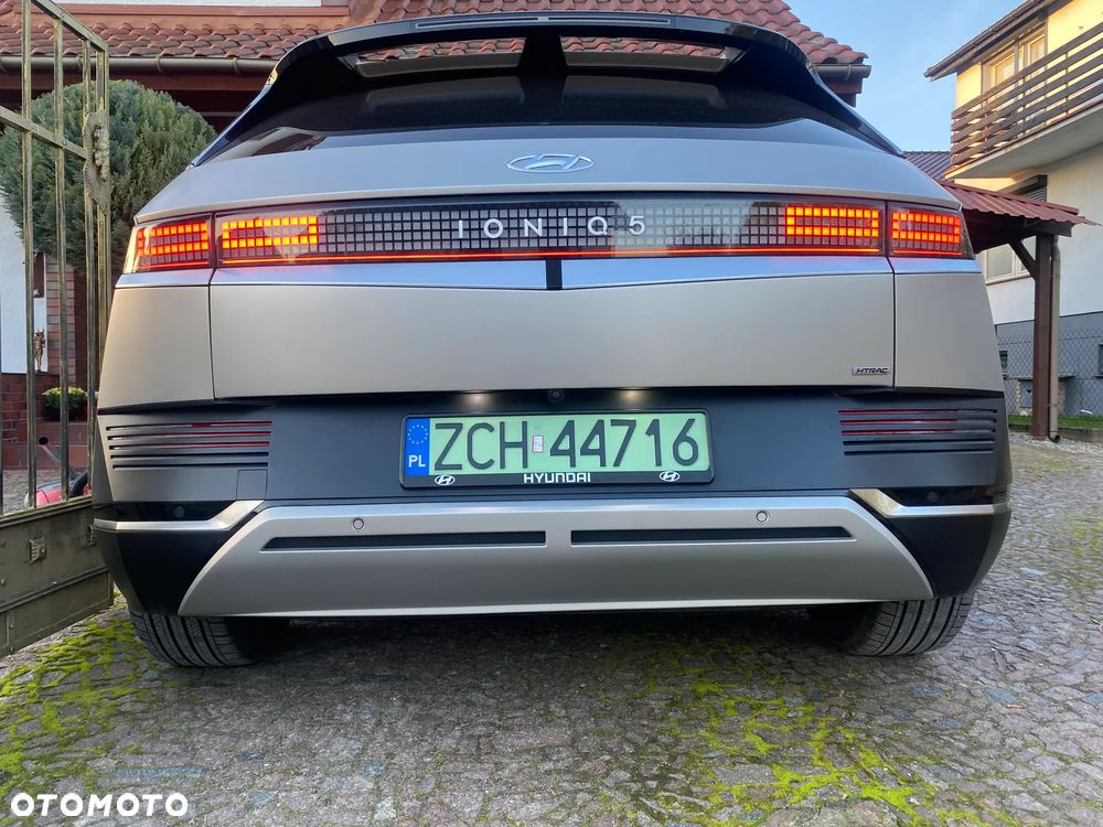 Hyundai IONIQ 5 77,4 kWh 4WD Dynamiq - 34