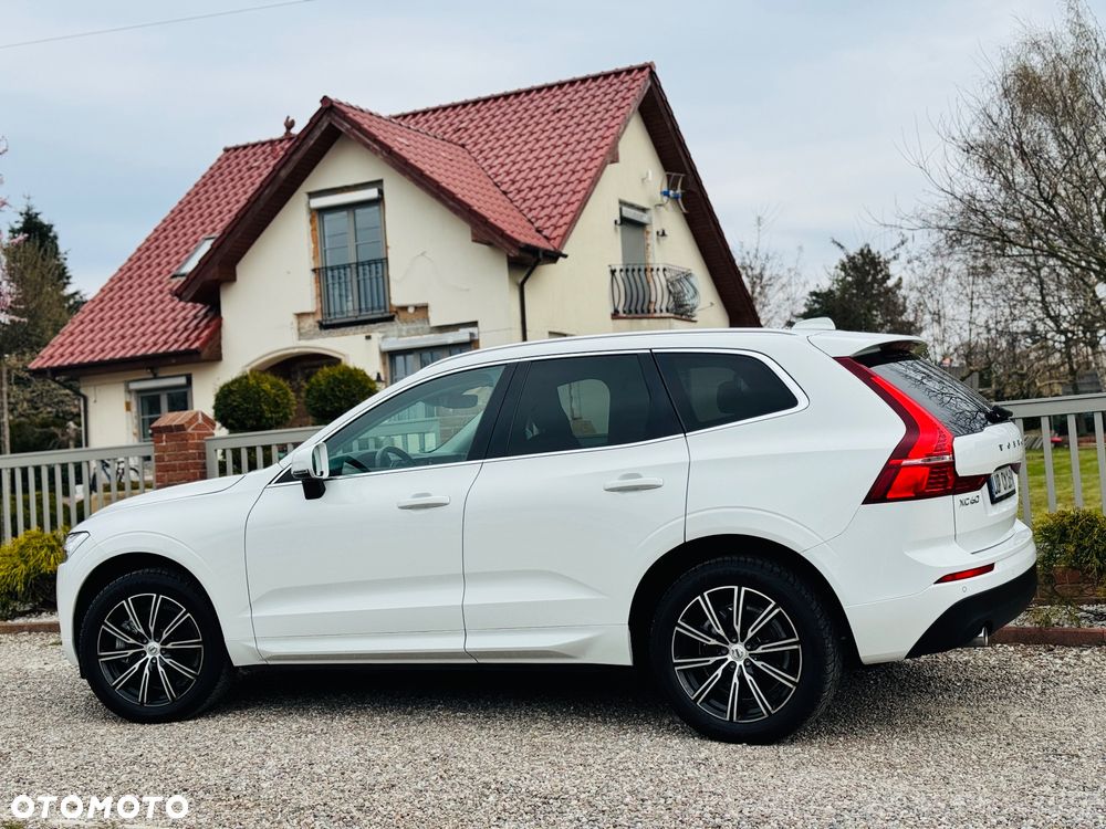 Volvo XC 60 B4 D AWD Geartronic Momentum Pro - 30