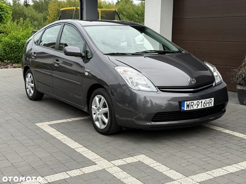 Toyota Prius - 11