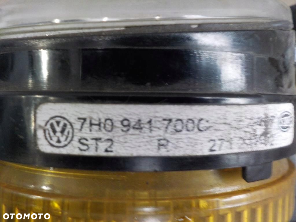 VW T5 HALOGEN PRAWY 7H0941700C ORYGINAŁ - 3