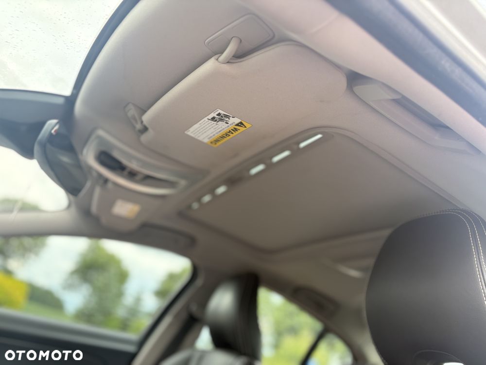 Volvo S60 T5 Drive-E Dynamic Edition (Kinetic) - 9