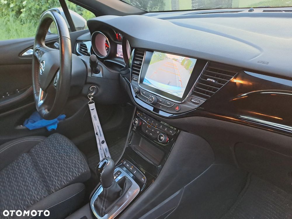 Opel Astra 1.6 D Automatik Start/Stop Dynamic - 13