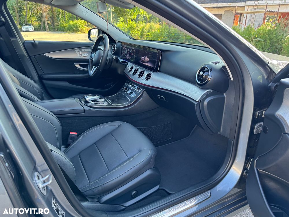 Mercedes-Benz E 300 Aut. - 19