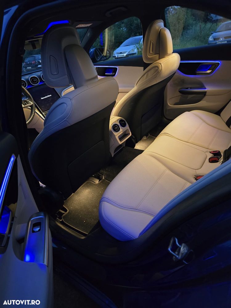 Mercedes-Benz C 200 9G-TRONIC AMG Line - 21