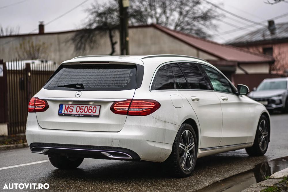Mercedes-Benz C 220 d 4MATIC 9G-TRONIC - 3
