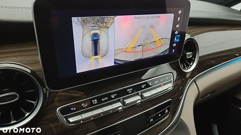 Mercedes-Benz Klasa V 300 d 4-Matic Exclusive 9G-Tronic (d³ugi) - 22