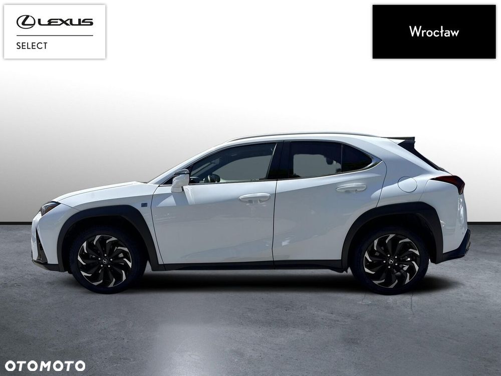 Lexus UX - 3