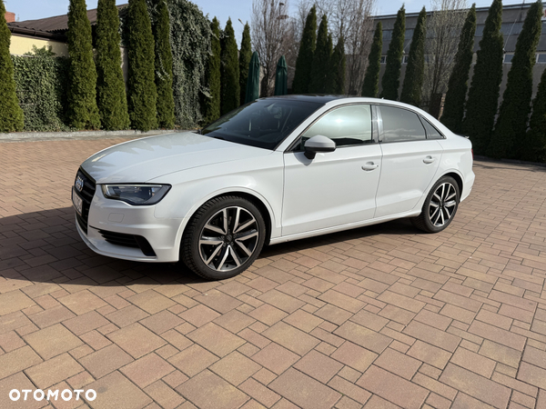 Audi A3 1.8 TFSI Sportback S tronic Ambition