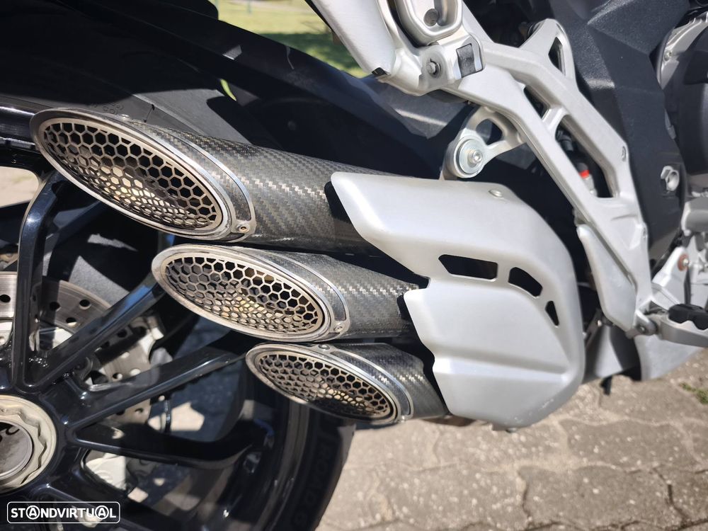 MV Agusta Stradale 800 - 6