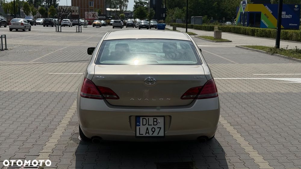 Toyota Avalon 3.5 Limited - 8