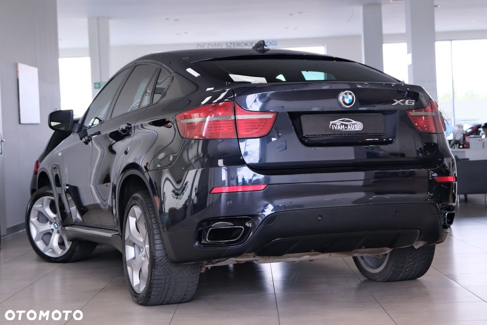 BMW X6 - 12