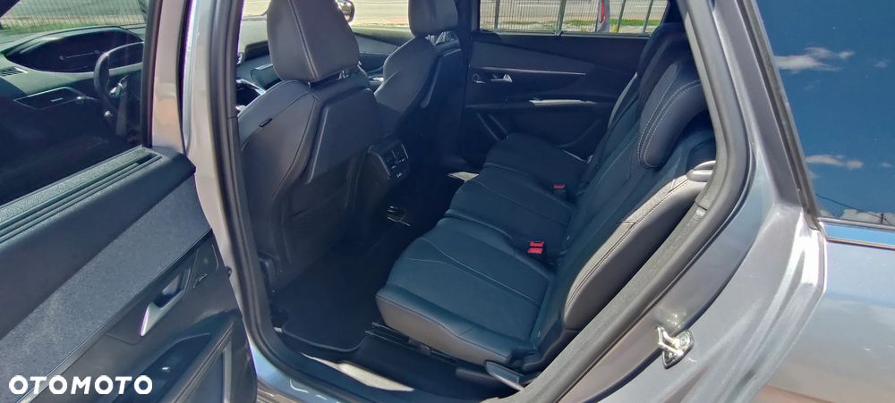 Peugeot 5008 1.6 PureTech GT Line S&S EAT8 - 19