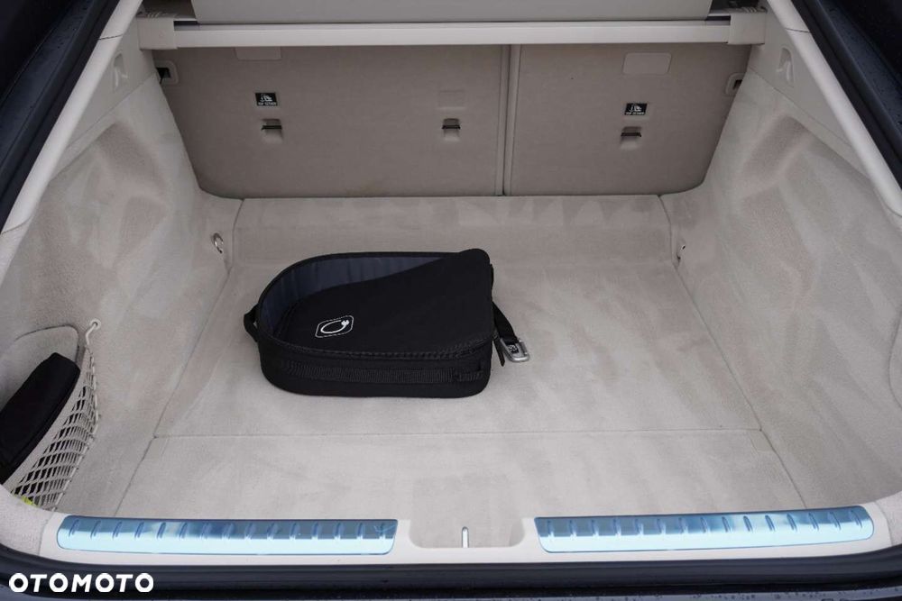 Mercedes-Benz EQS - 31