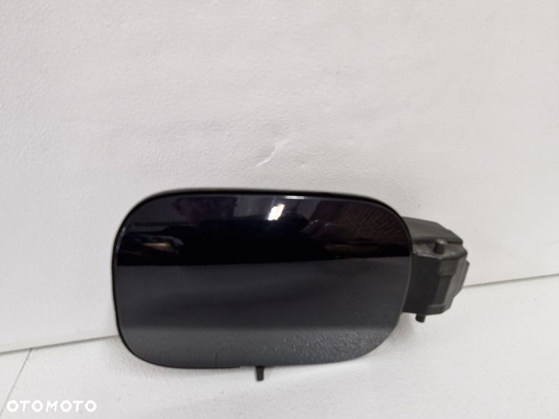 PEUGEOT 308 II 2 T9 LIFT KLAPKA WLEWU PALIWA EKUD - 1