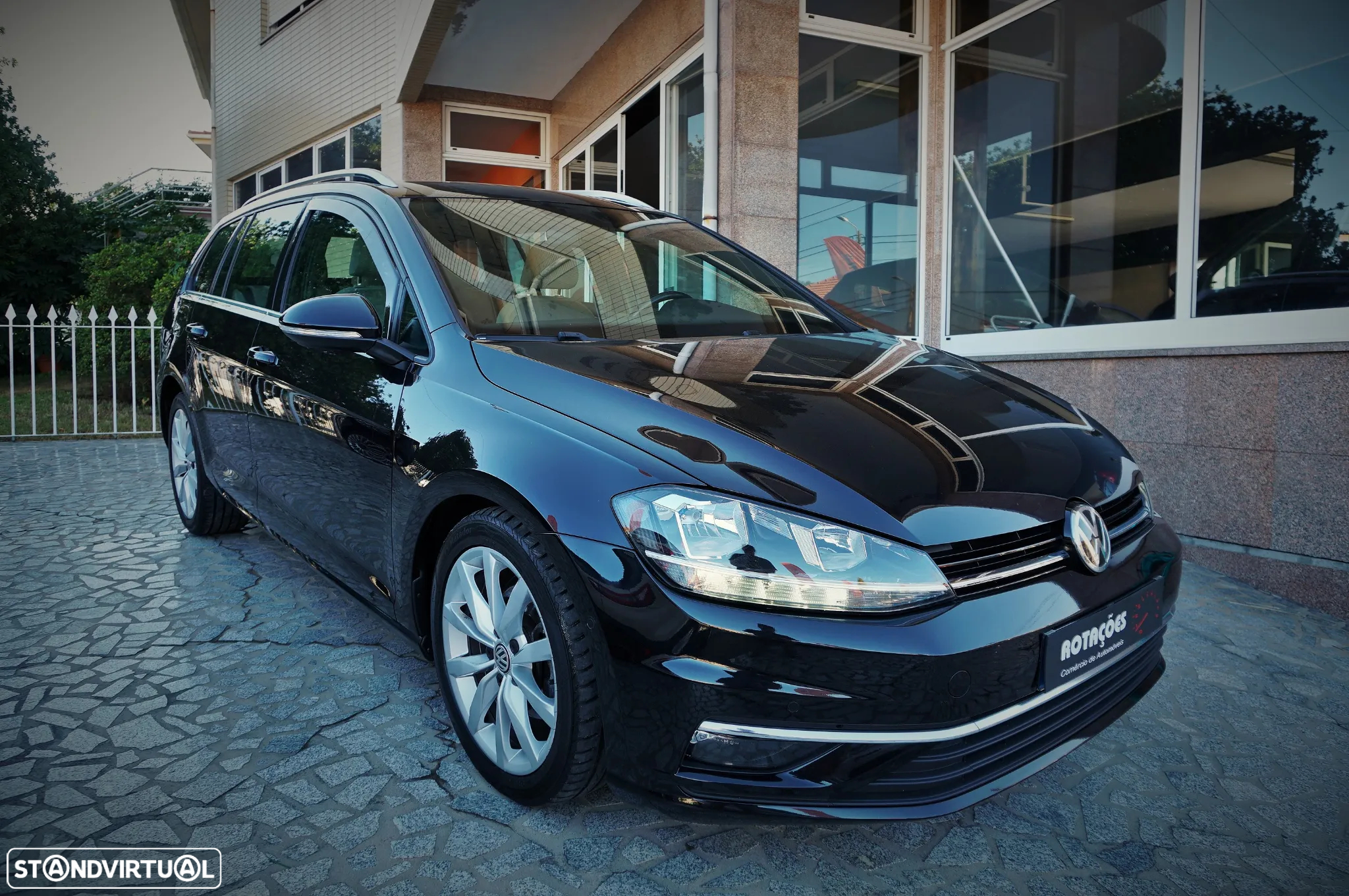 VW Golf Variant 1.6 TDi Highline - 3