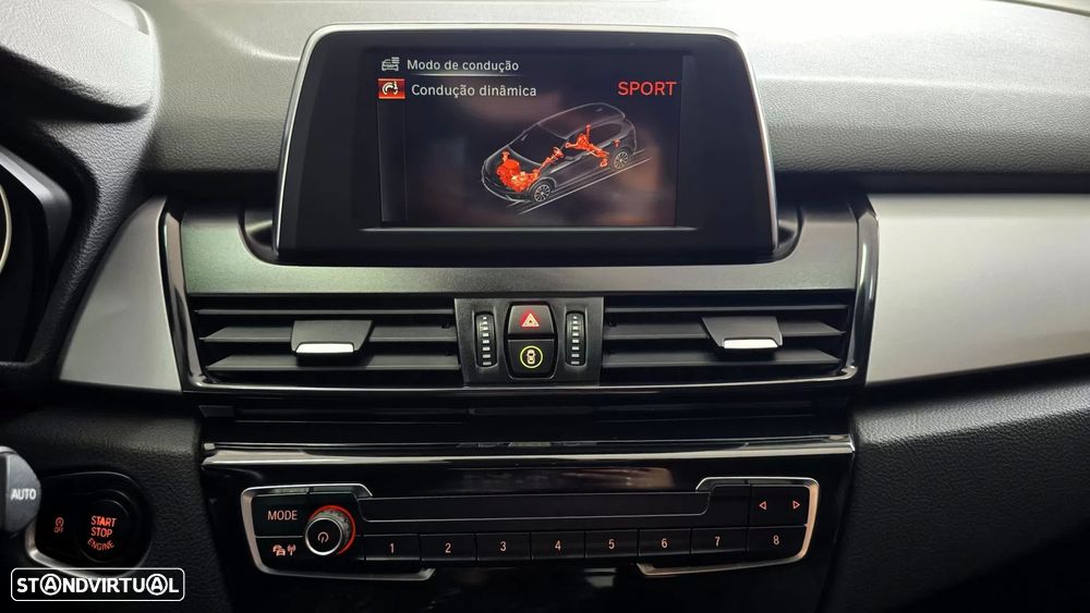 BMW 216 Active Tourer d Line Sport Auto - 32