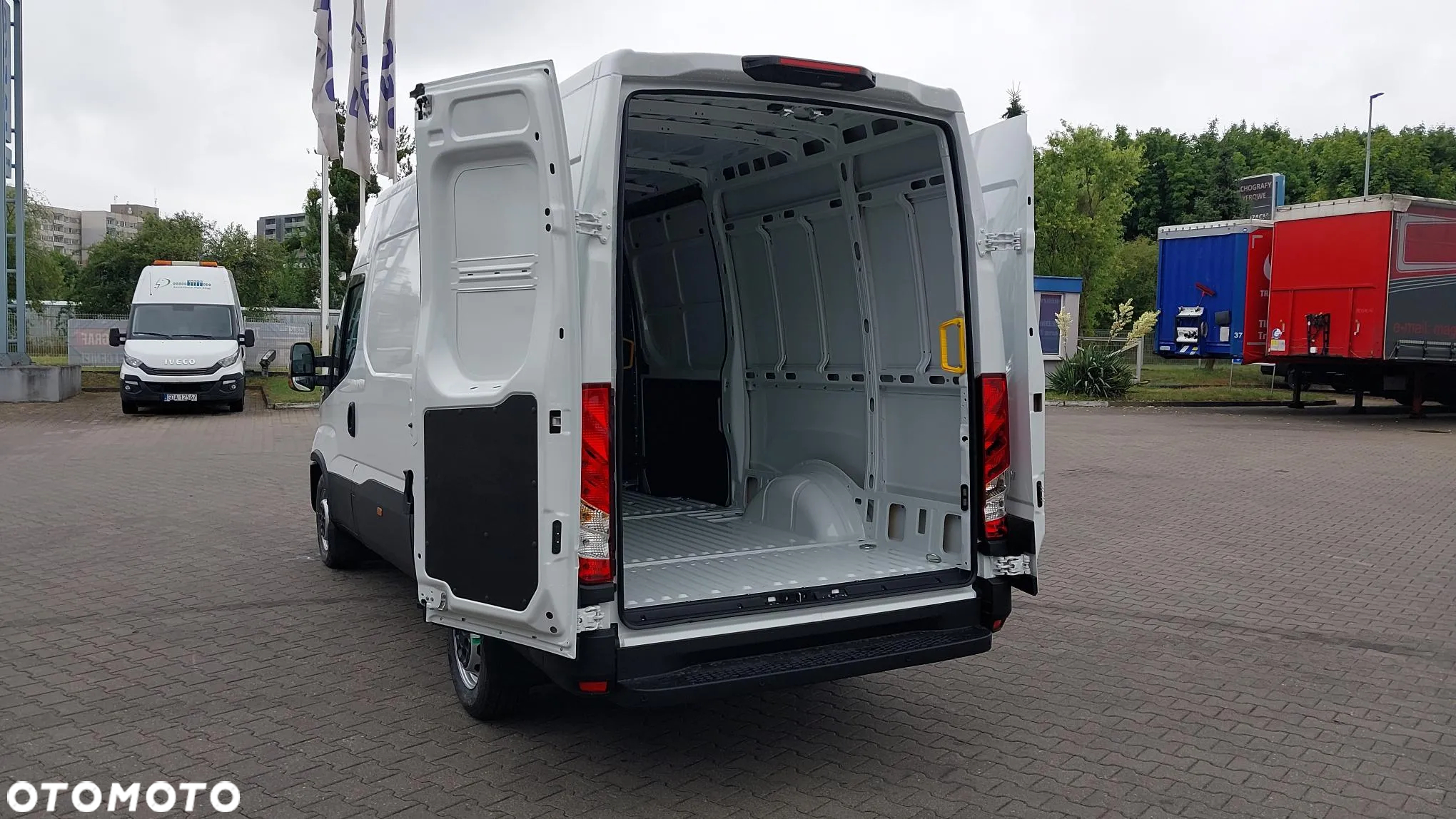 Iveco Daily 35S18HV - 3