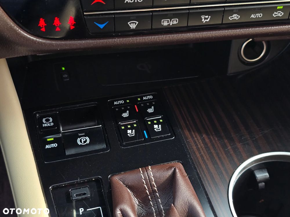Lexus RX 450h (hybrid) Luxury Line - 24