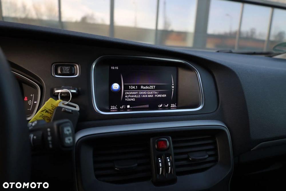 Volvo V40 T2 Linje Svart - 11