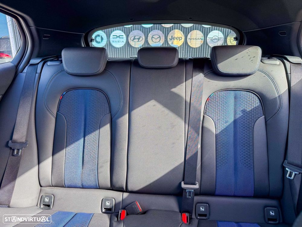 BMW 116 d Pack Desportivo M - 24