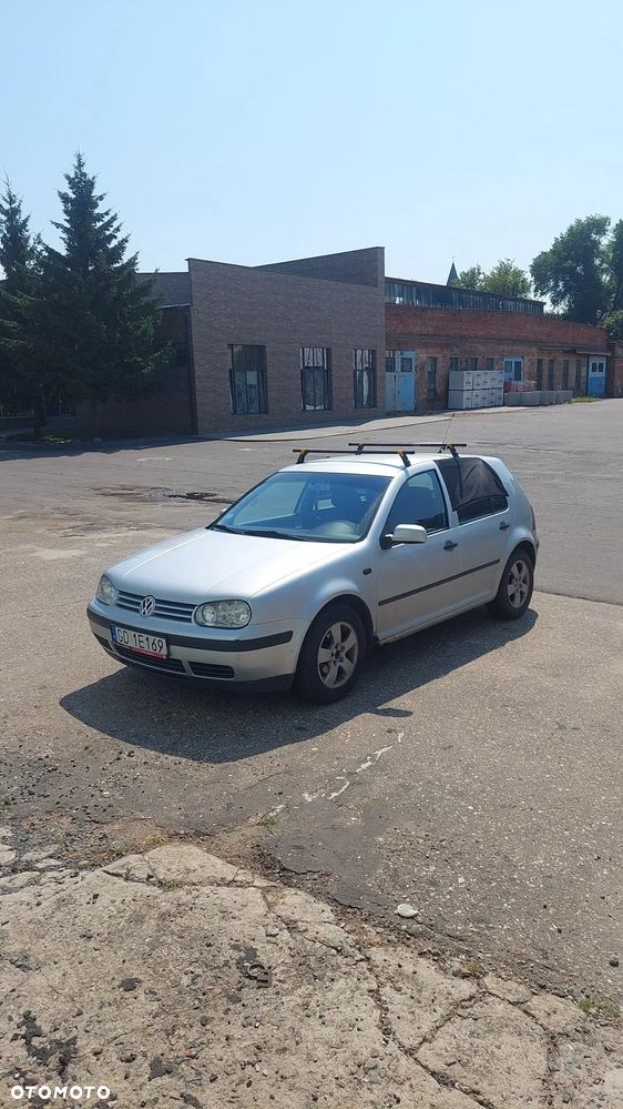 Volkswagen Golf 1.4 Basis - 1