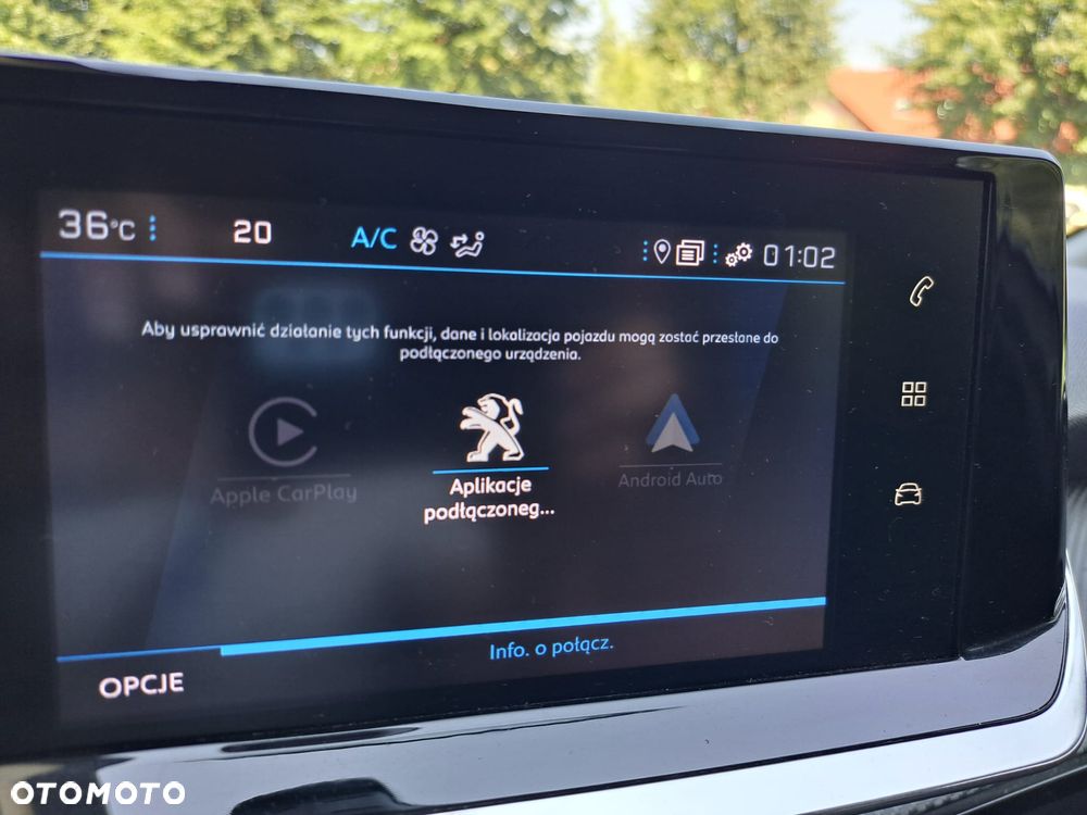 Peugeot 208 Benzin 100 Business - 21