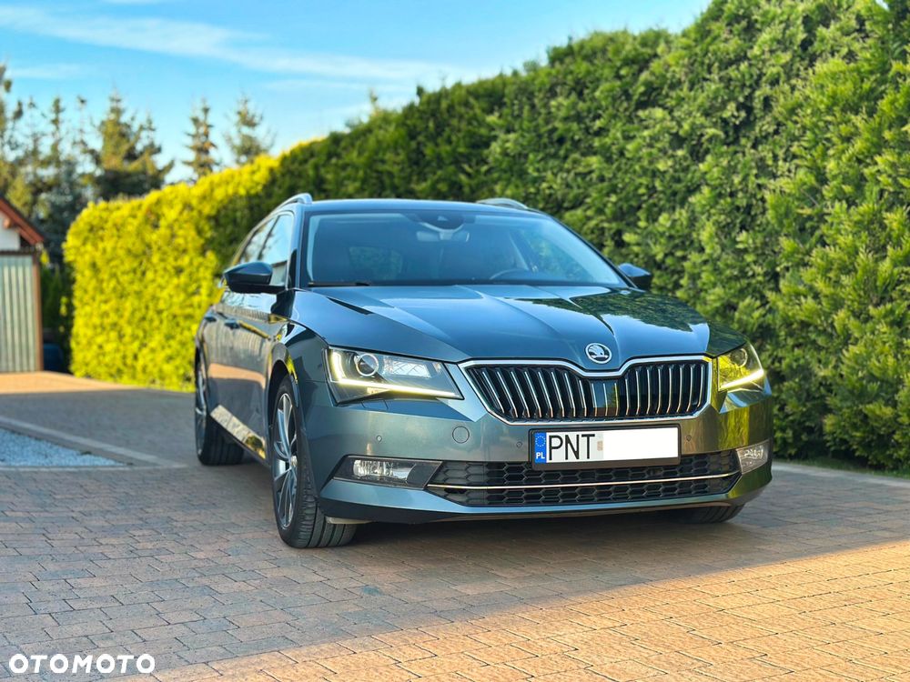 Skoda Superb 2.0 TDI L&K DSG - 2