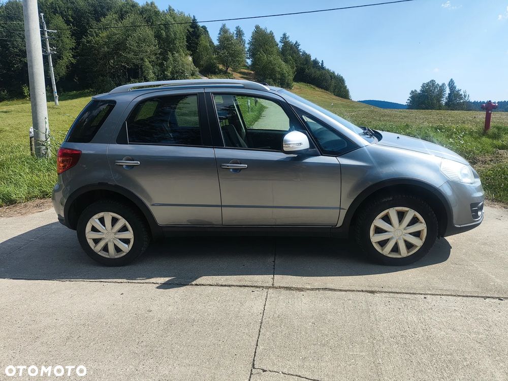 Suzuki SX4 1.6 VVT 4x4 Limited - 3
