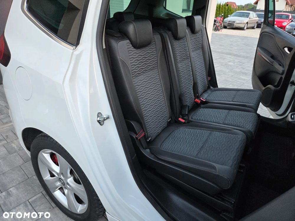 Opel Zafira Tourer 2.0 CDTI Automatik Business Edition - 25