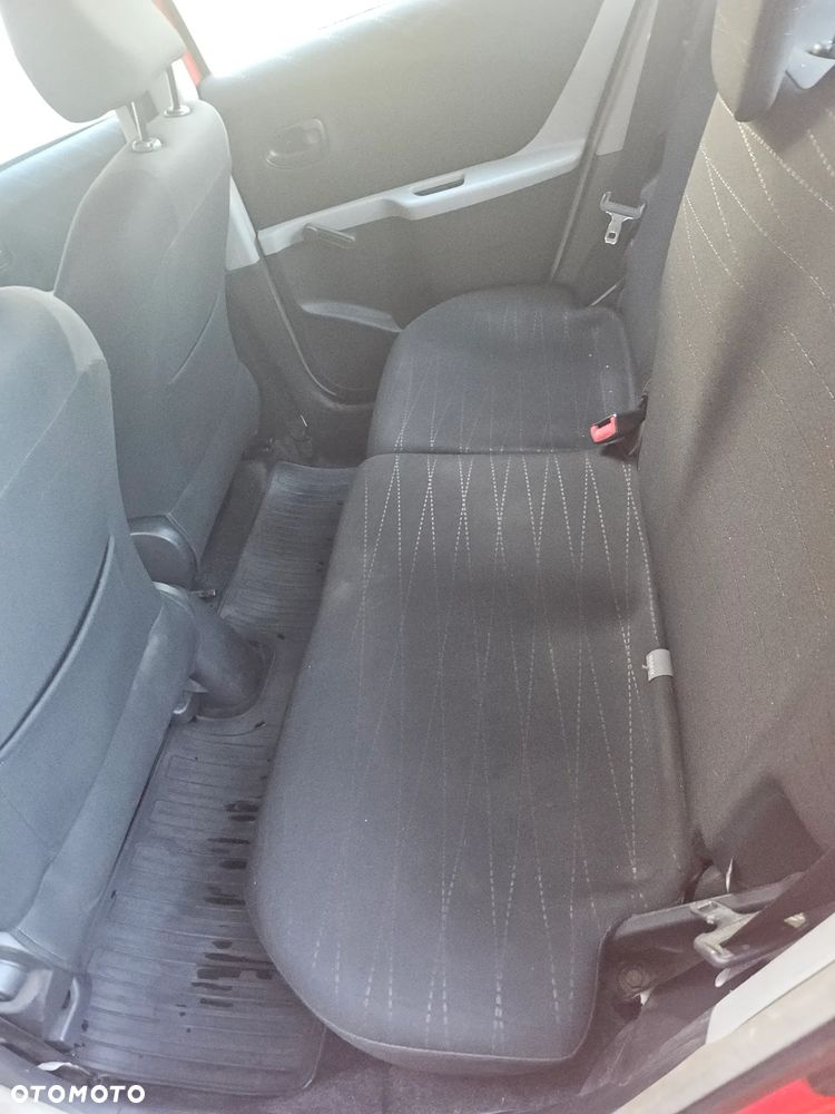 Toyota Yaris 1.4 D-4D Sol - 9