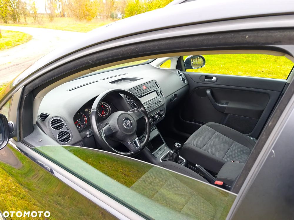 Volkswagen Golf Plus - 14