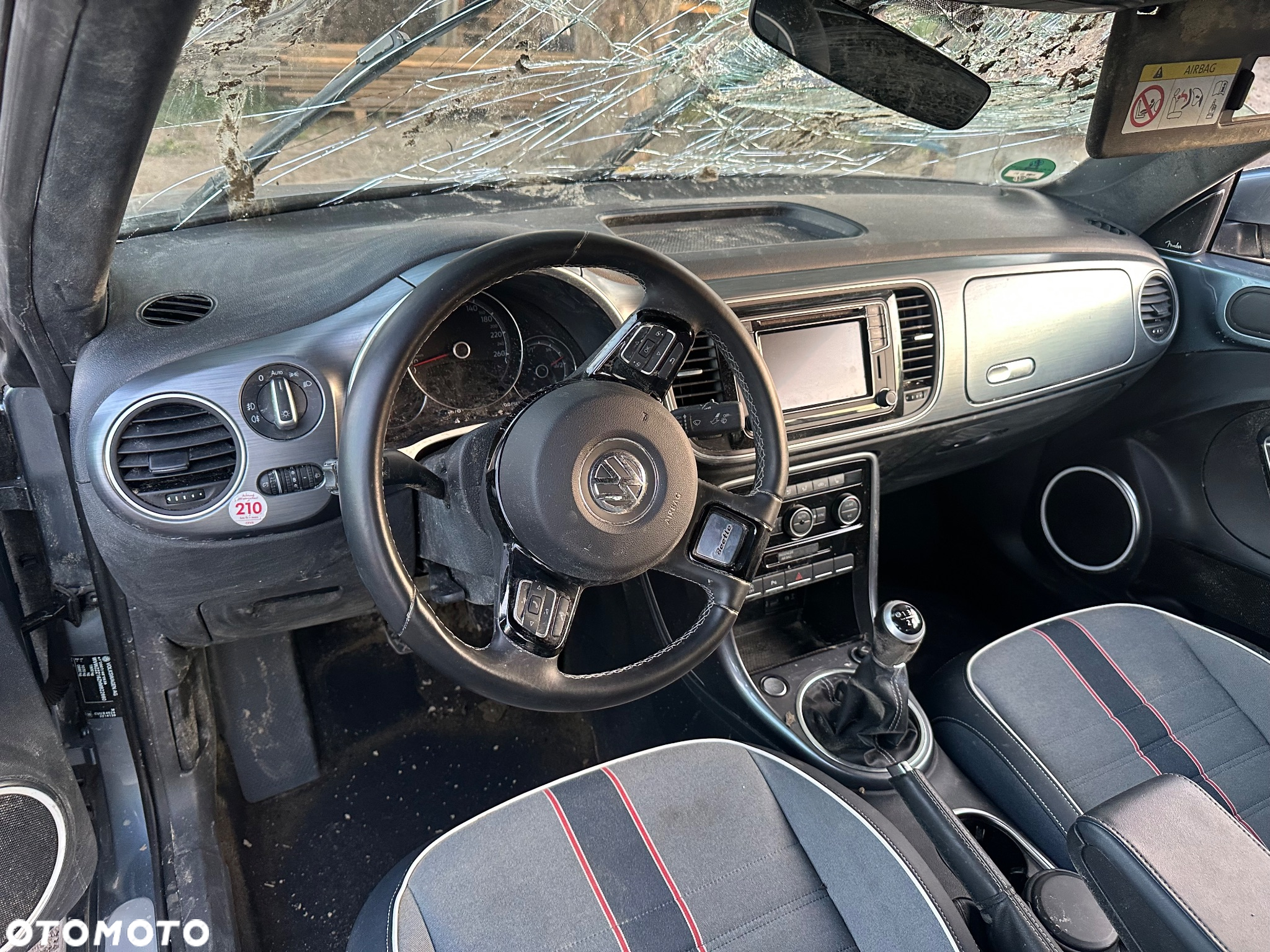 Volkswagen Beetle 2.0 TDI BMT R-Line - 13