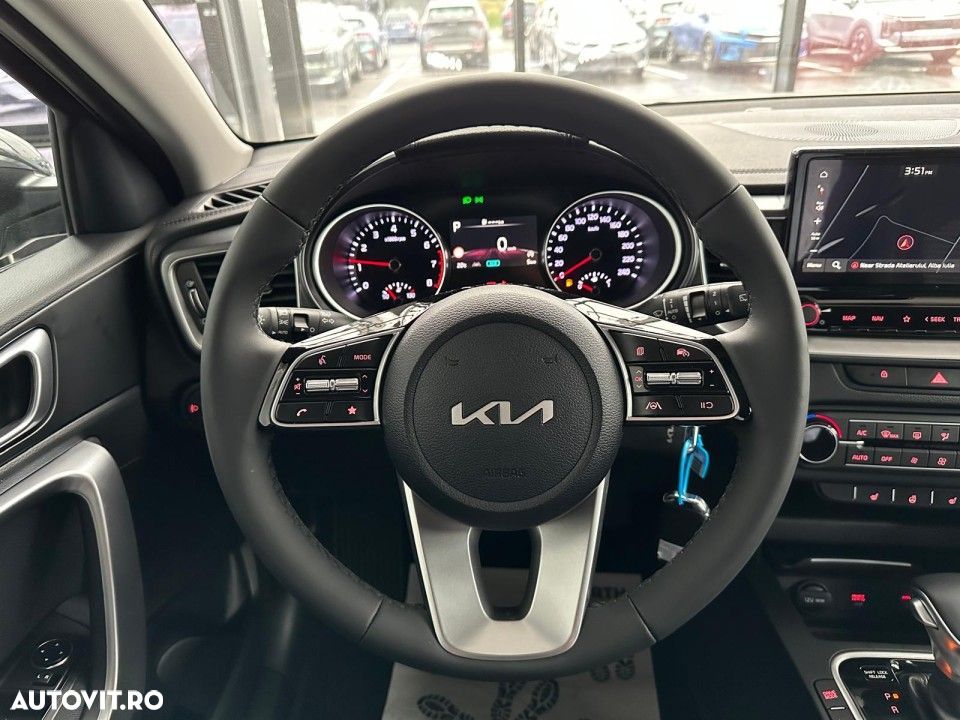 Kia XCeed - 8