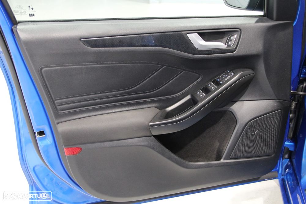 Ford Focus SW 1.0 EcoBoost ST-Line - 5